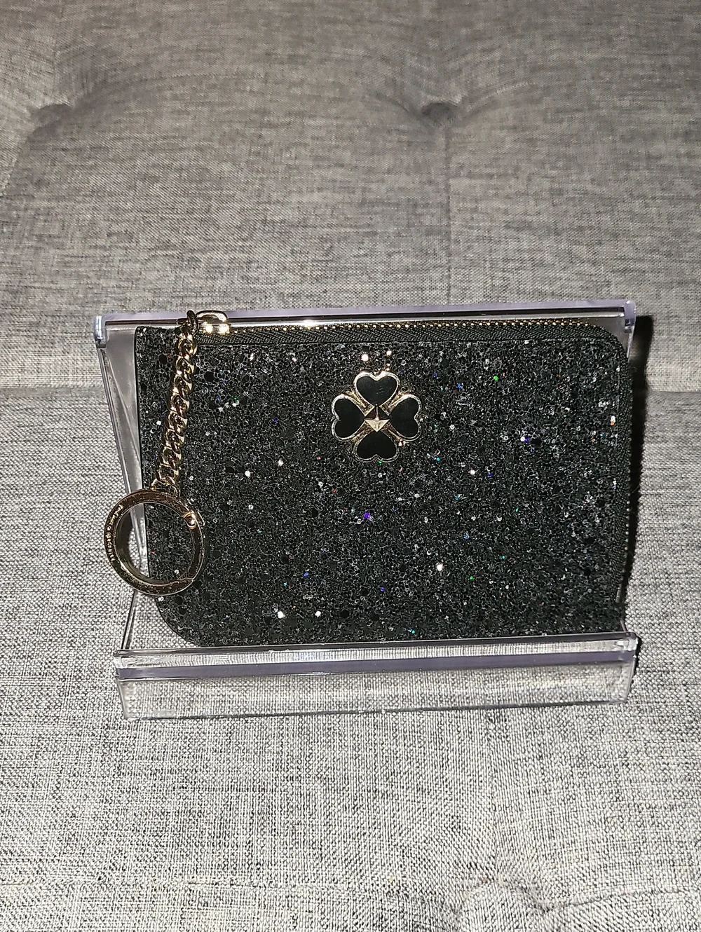 kate spade Black Glitter Zip Card Holder with Gold Clover Charm